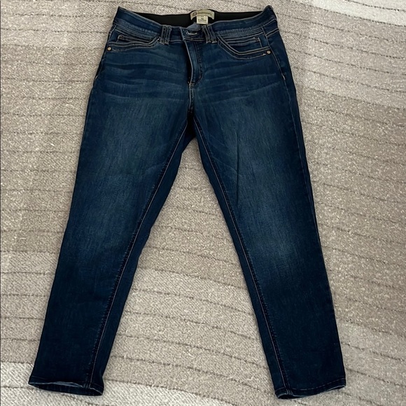 Democracy Women's Blue Jeans - Picture 1 of 14